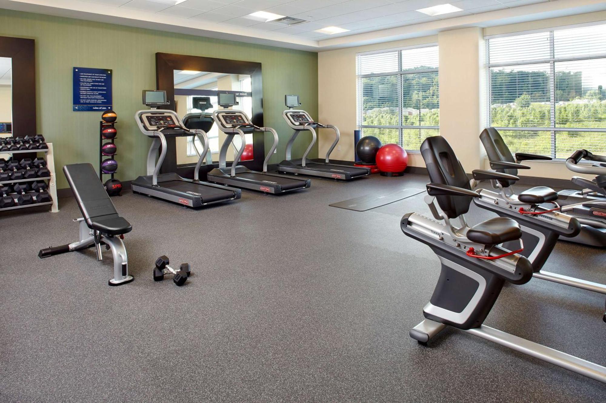 Hampton Inn & Suites Pittsburgh Airport South/Settlers Ridge Робинсон-Тауншип Экстерьер фото