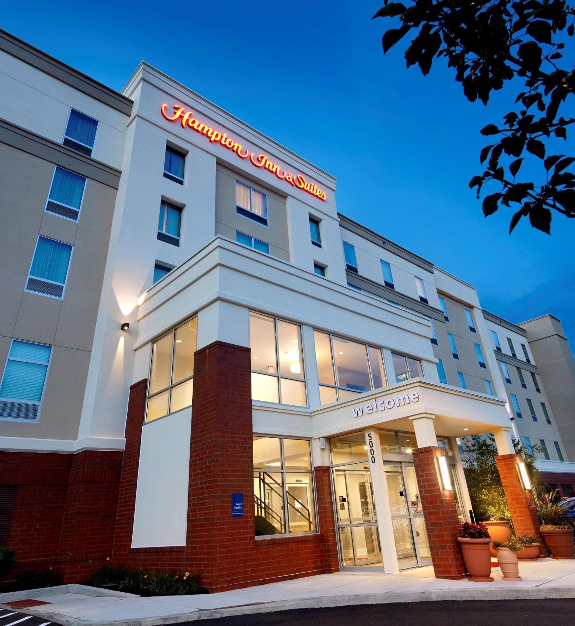 Hampton Inn & Suites Pittsburgh Airport South/Settlers Ridge Робинсон-Тауншип Экстерьер фото